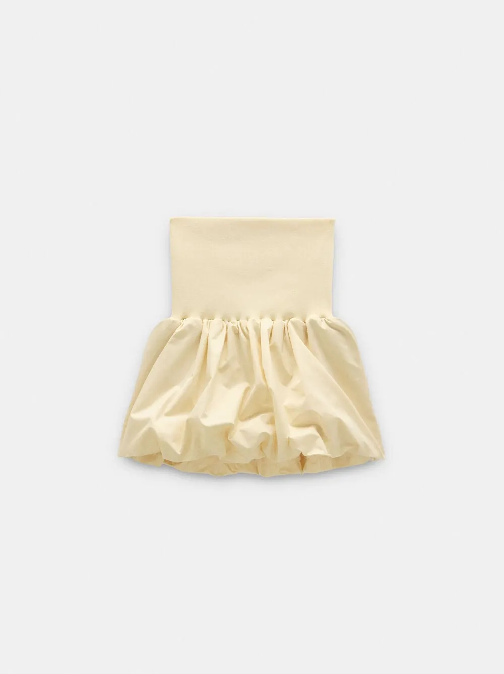 Short balloon skirt with sash