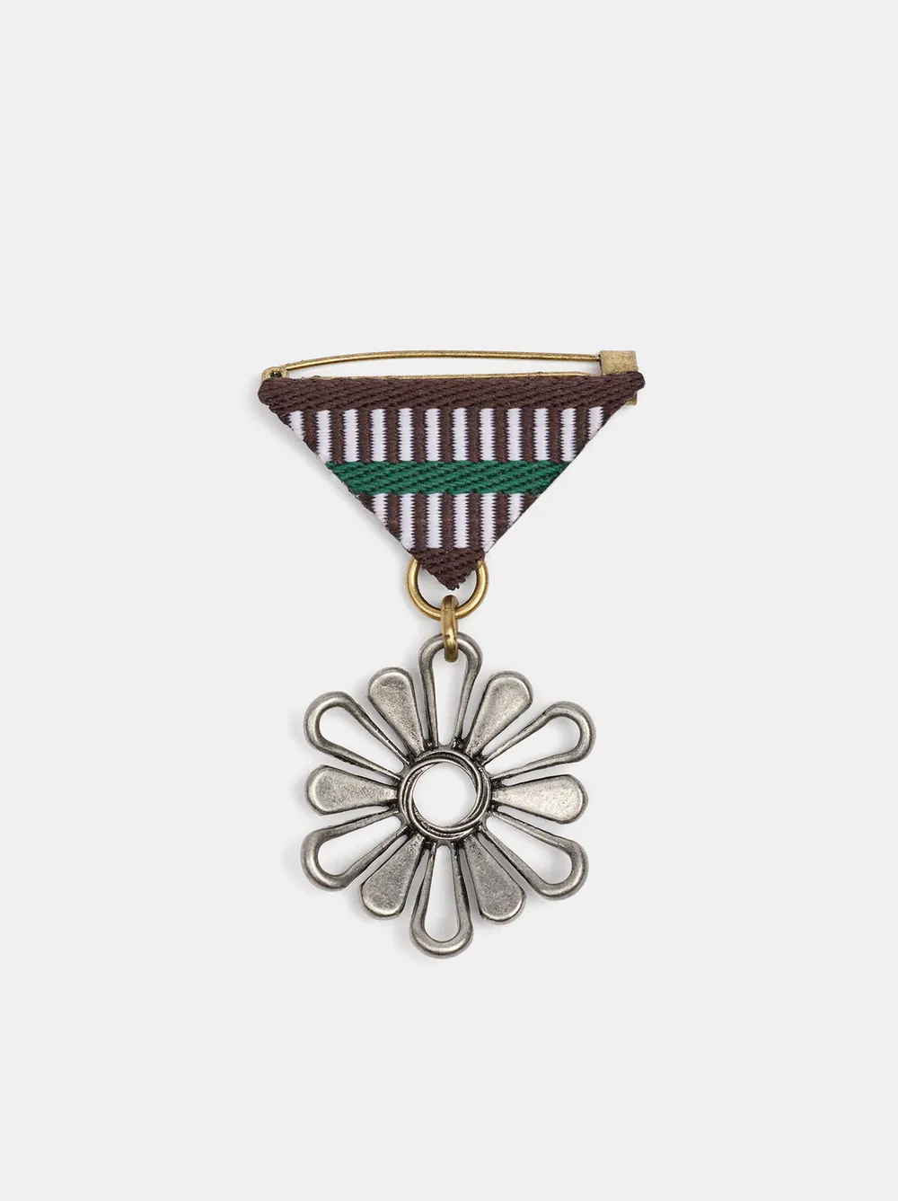 Flower brooch