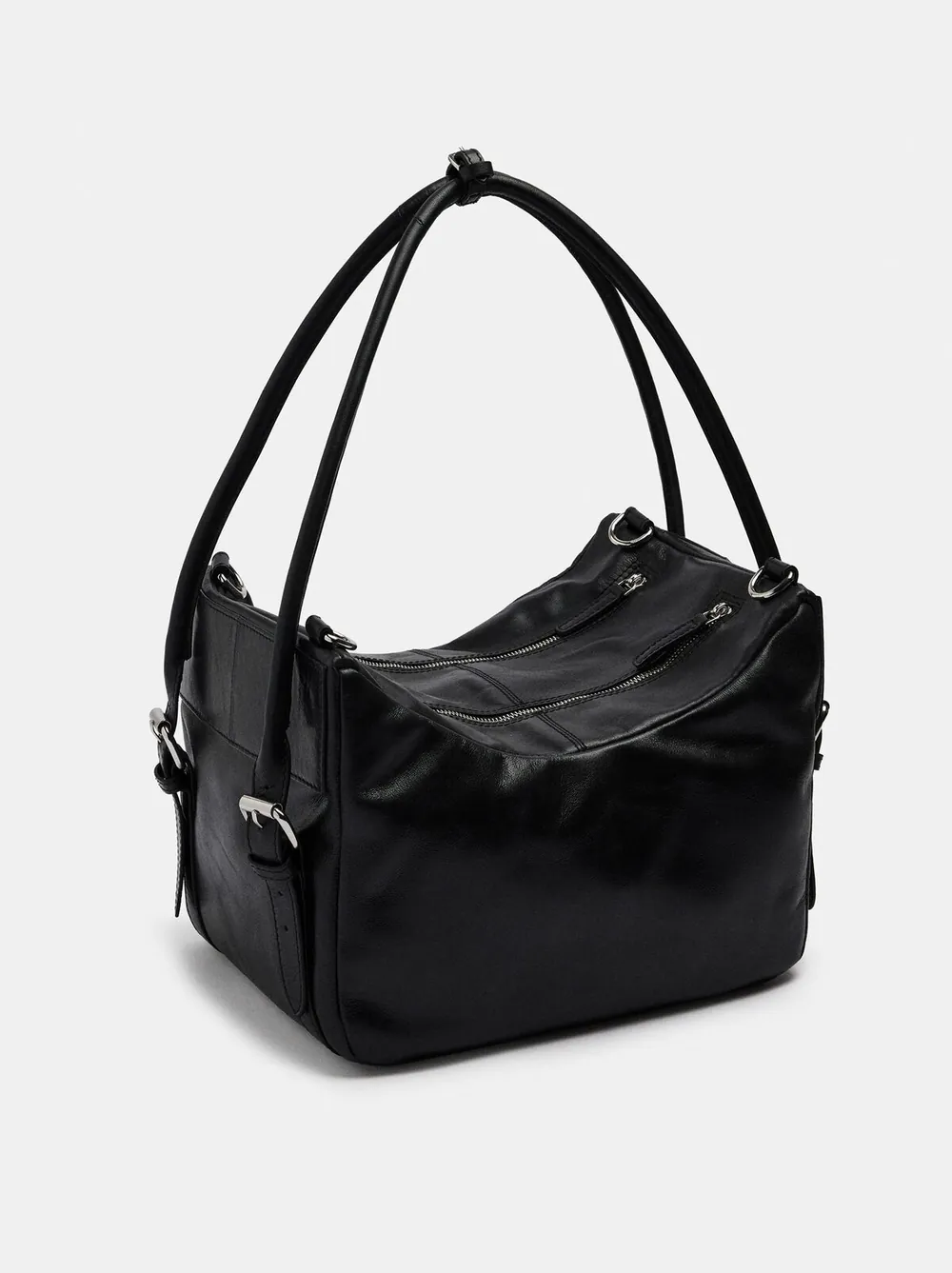 Leather tote-backpack with double closure